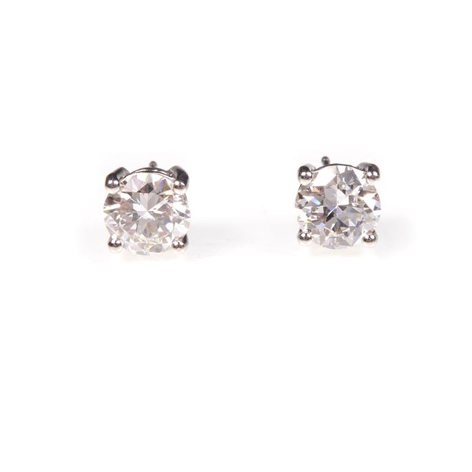 Pair of round brilliant cut diamond stud earrings | MasterArt